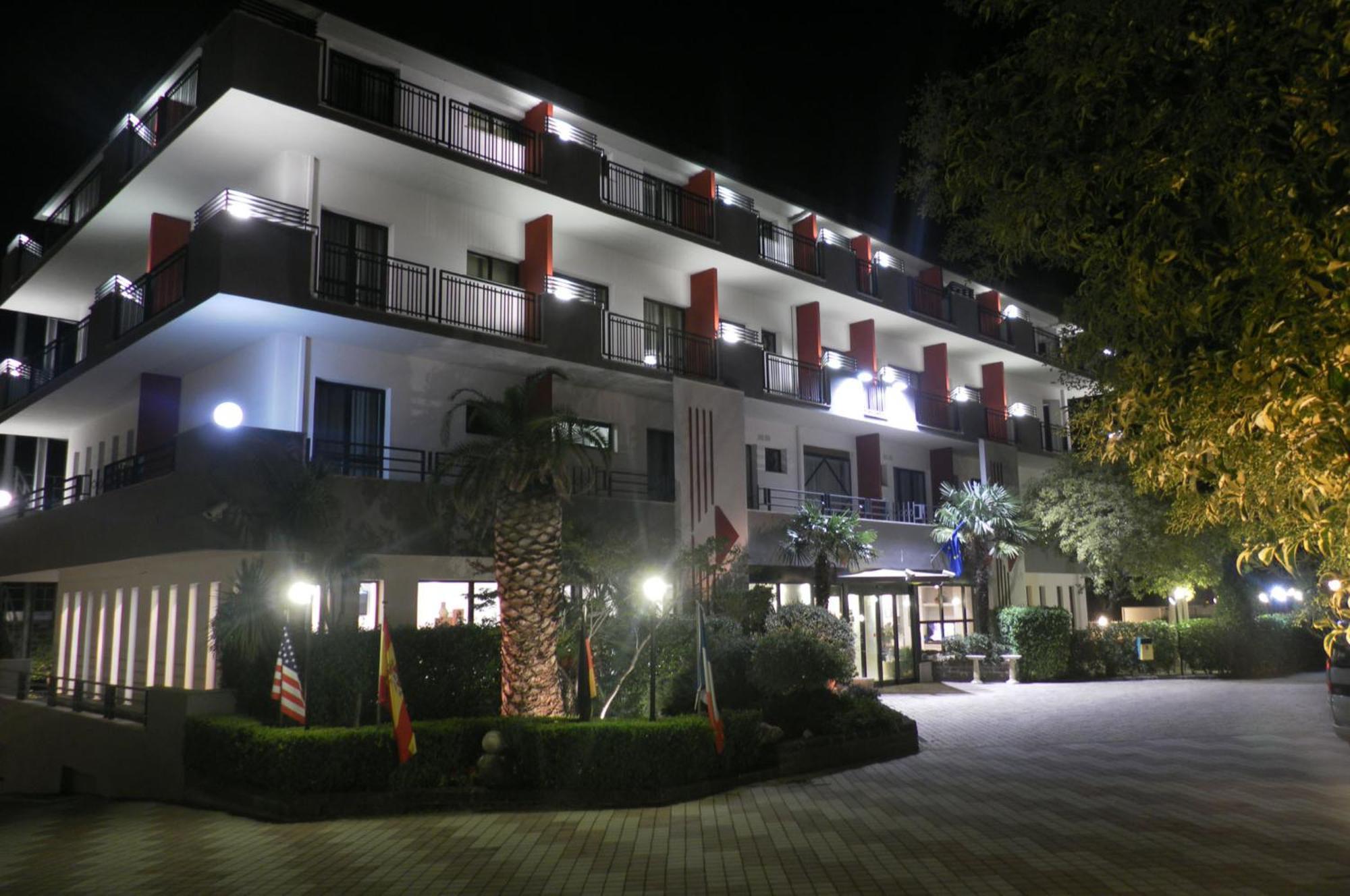 Hotel Sant'Elia SantʼElia Fiumerapido Zewnętrze zdjęcie